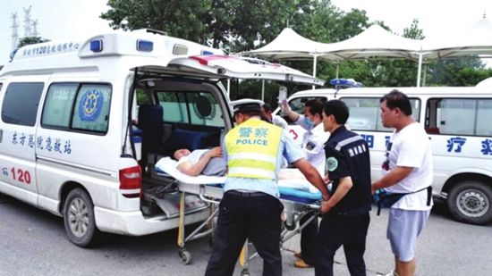 廣州救護(hù)車的容量配置，成社會(huì)關(guān)注問(wèn)題01